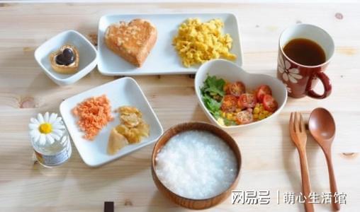 吃早餐时不止要少喝大米粥医生提醒：这3种食物也要少吃VR彩票