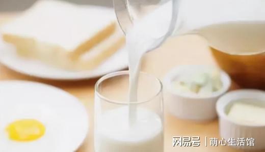 吃早餐时不止要少喝大米粥医生提醒：这3种食物也要少吃VR彩票(图7)