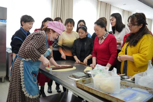 塔城市税务局：体验传VR彩票统文化 感受非遗魅力