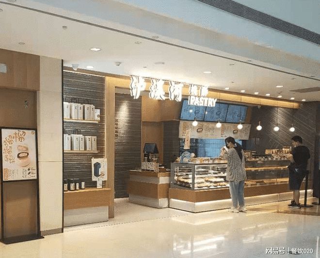 VR彩票探店中式烘焙品牌泸溪河：进店3分钟购买、客单价40-60元！(图3)